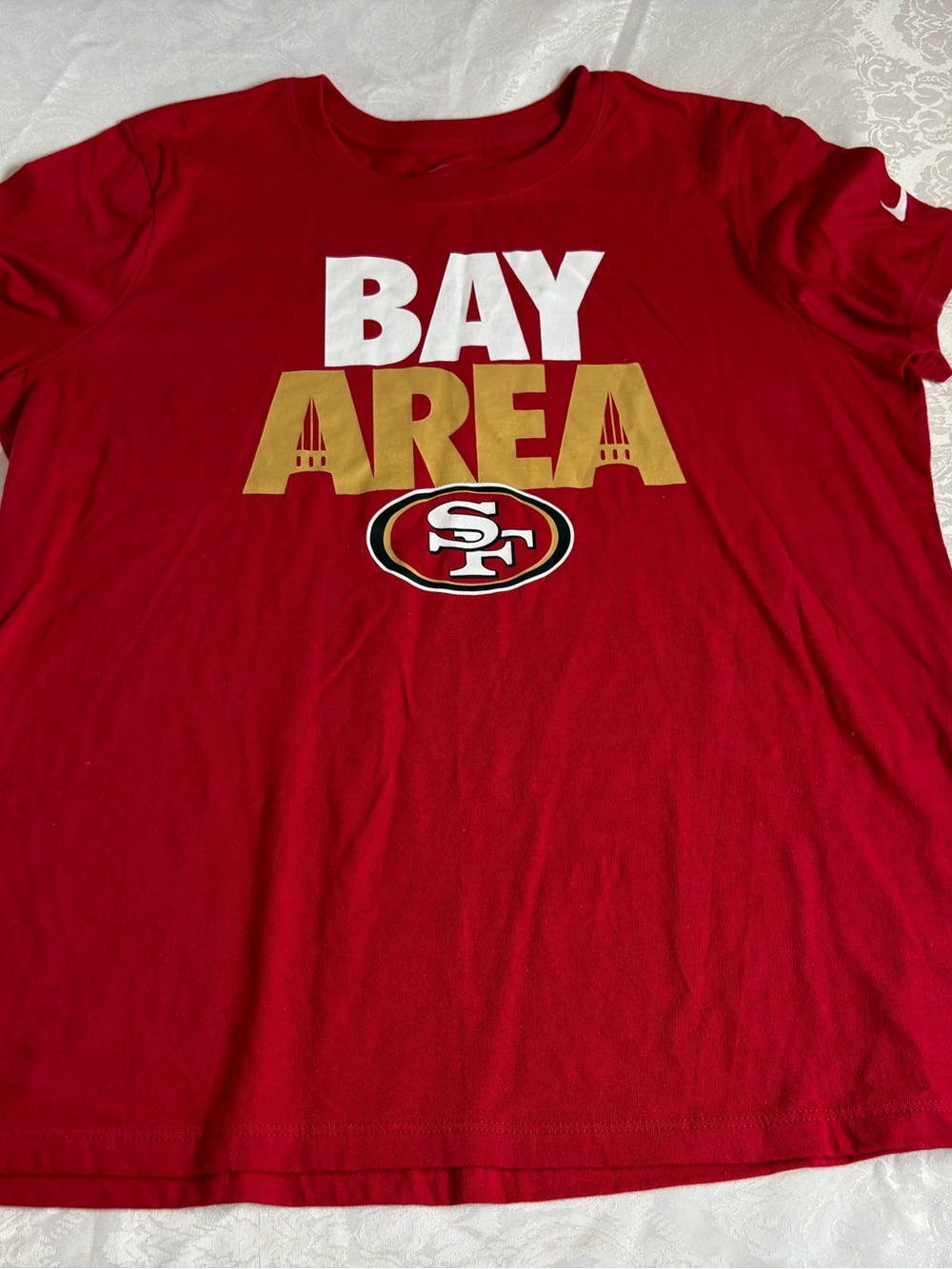 NWOT Nike woman’s San Francisco 49ers Bay Area  T-Shirt - Red